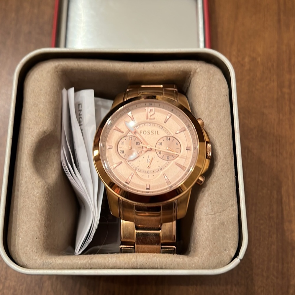 Men’s Gold Fossil Watch